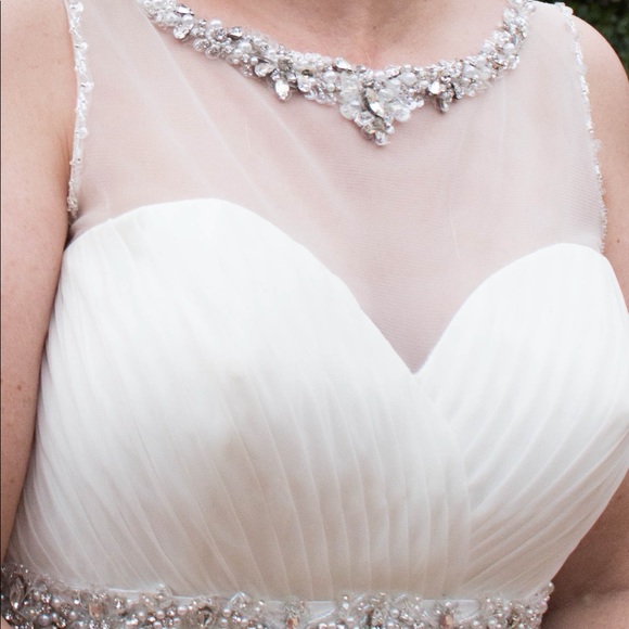 Off white wedding dress w corset back sz 14 - Picture 8 of 8